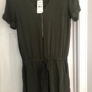 Splendid Other - NWT Splendid Romper Playsuit Green Splendid Other - NWT Splendid Romper Playsuit Green